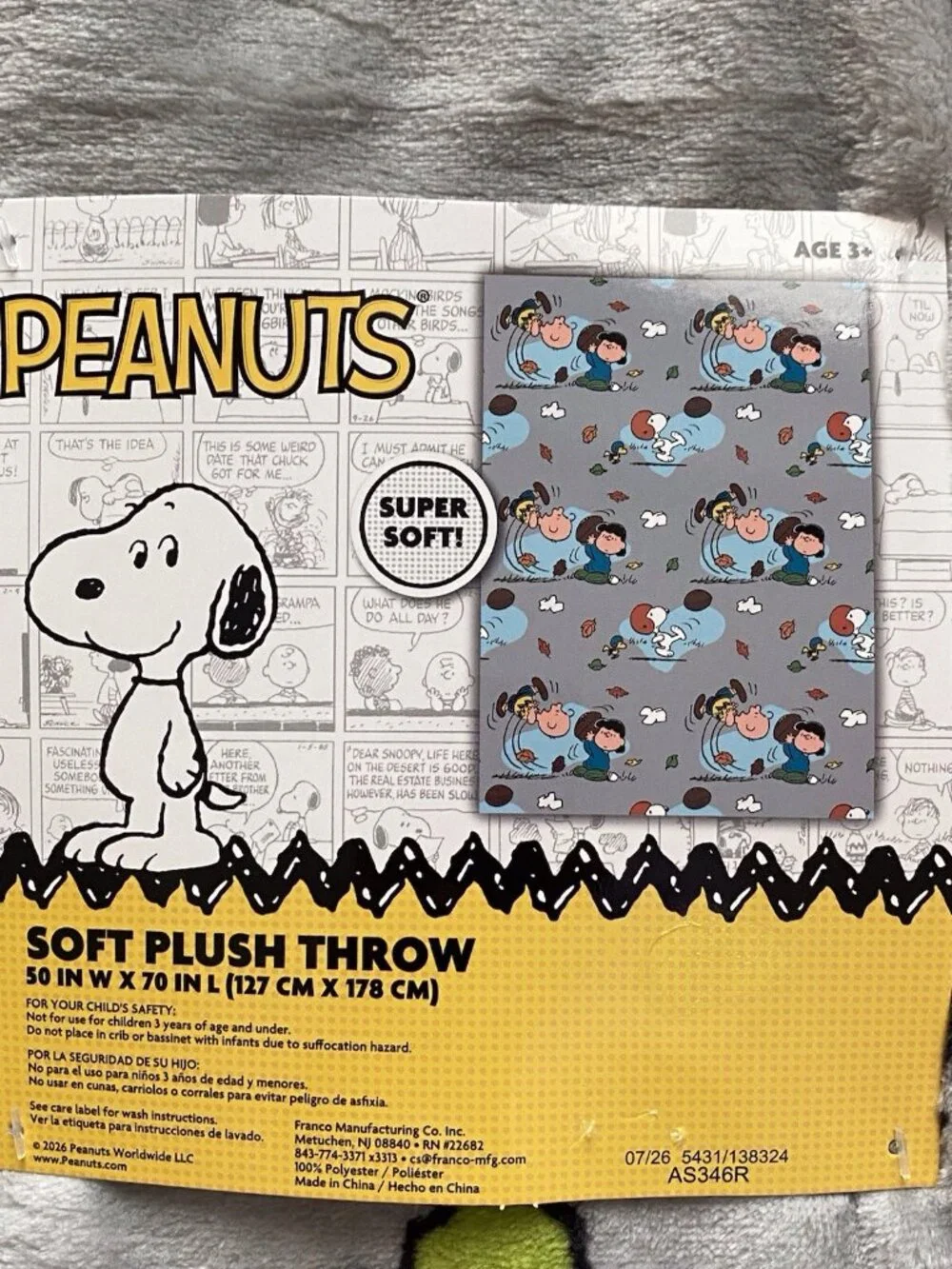 Peanuts Snoopy Charlie Brown Lucy Woodstock Fall Football Throw Blanket 50”x70”
